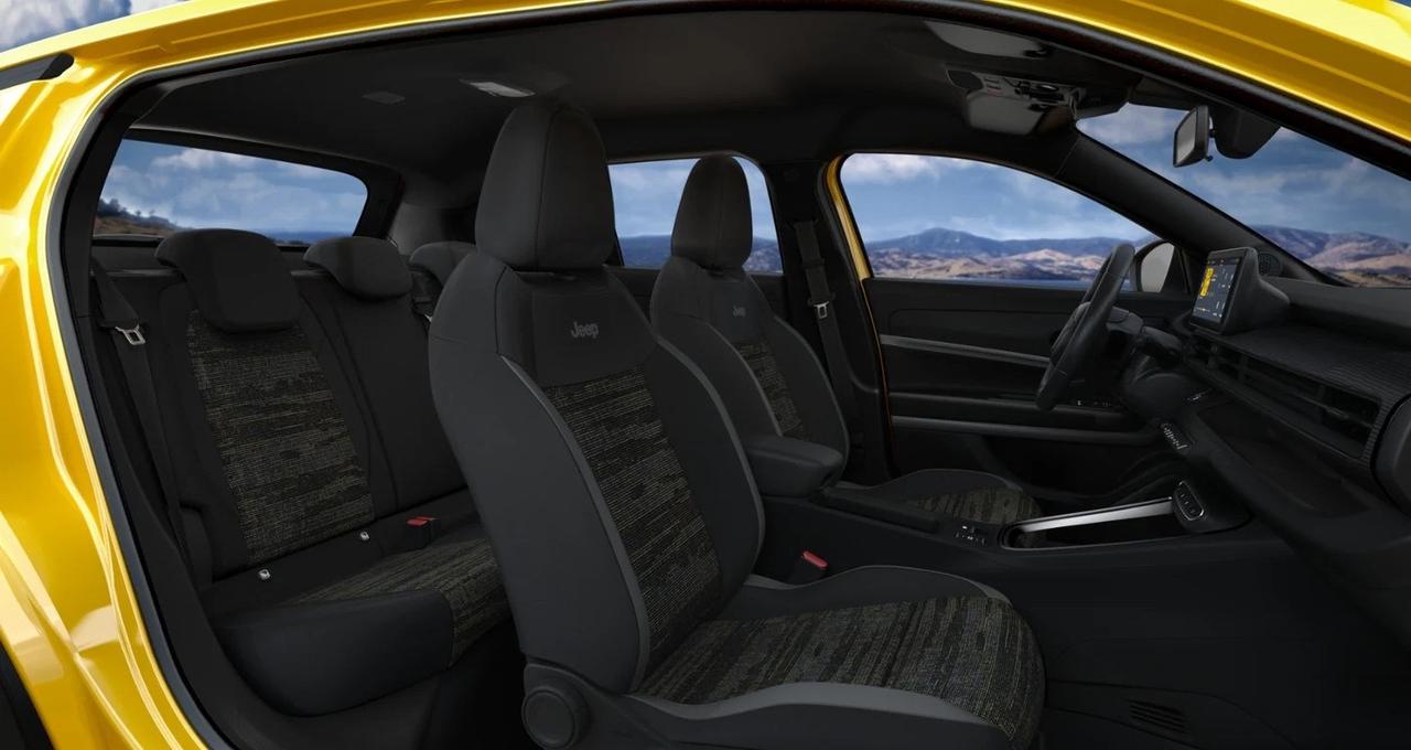 Jeep Avenger 1.2 ICE MY25 110 CV MHEV Longitude