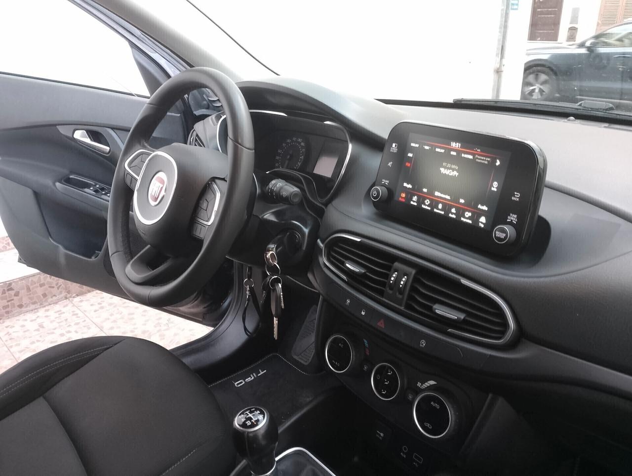 Fiat Tipo 1.3 Mjt S&S 5 porte Sport