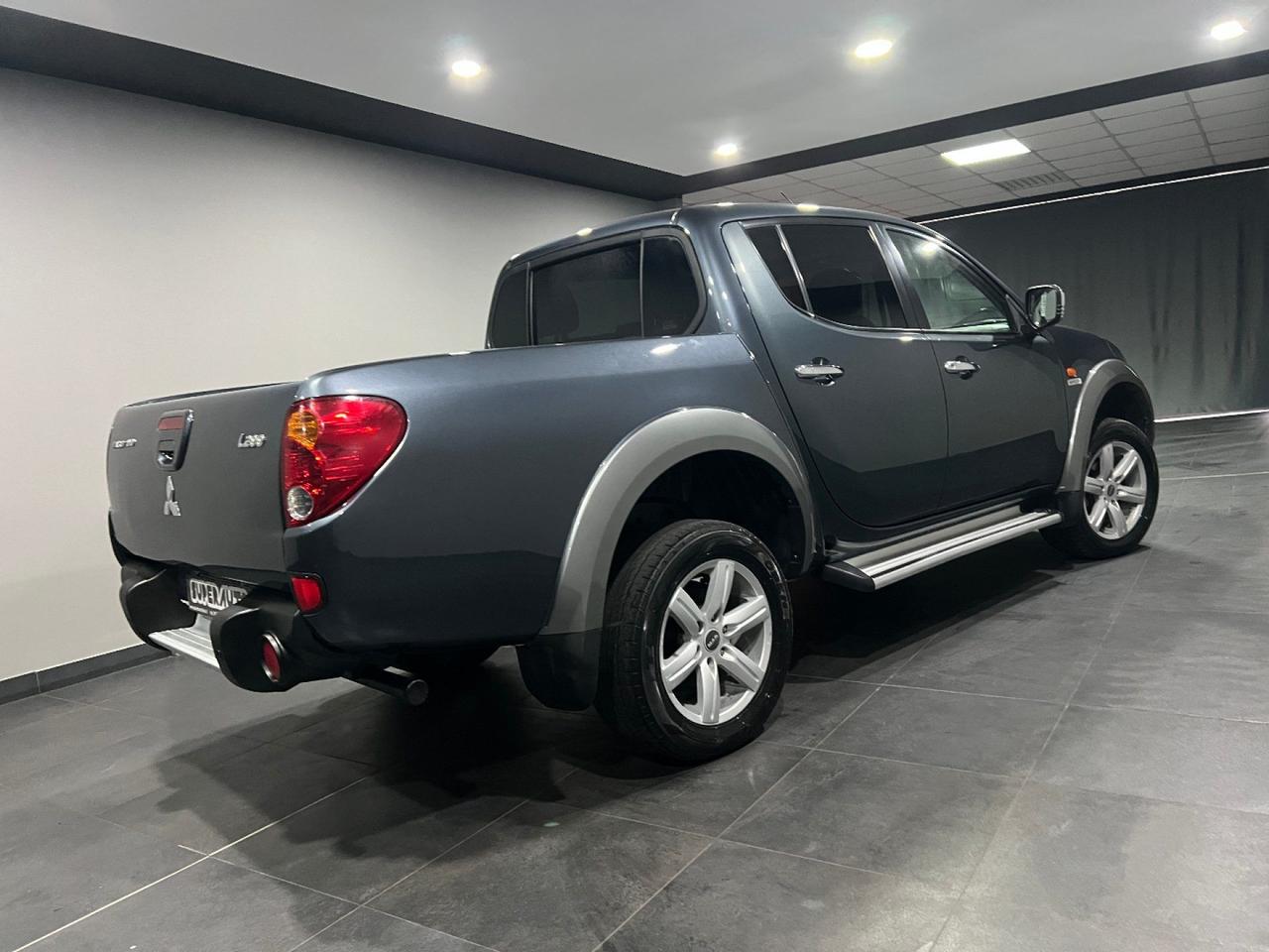 Mitsubishi L200 2.5 DI-D/167CV DoubleCab Warrior LEGGI DESCRIZIONE