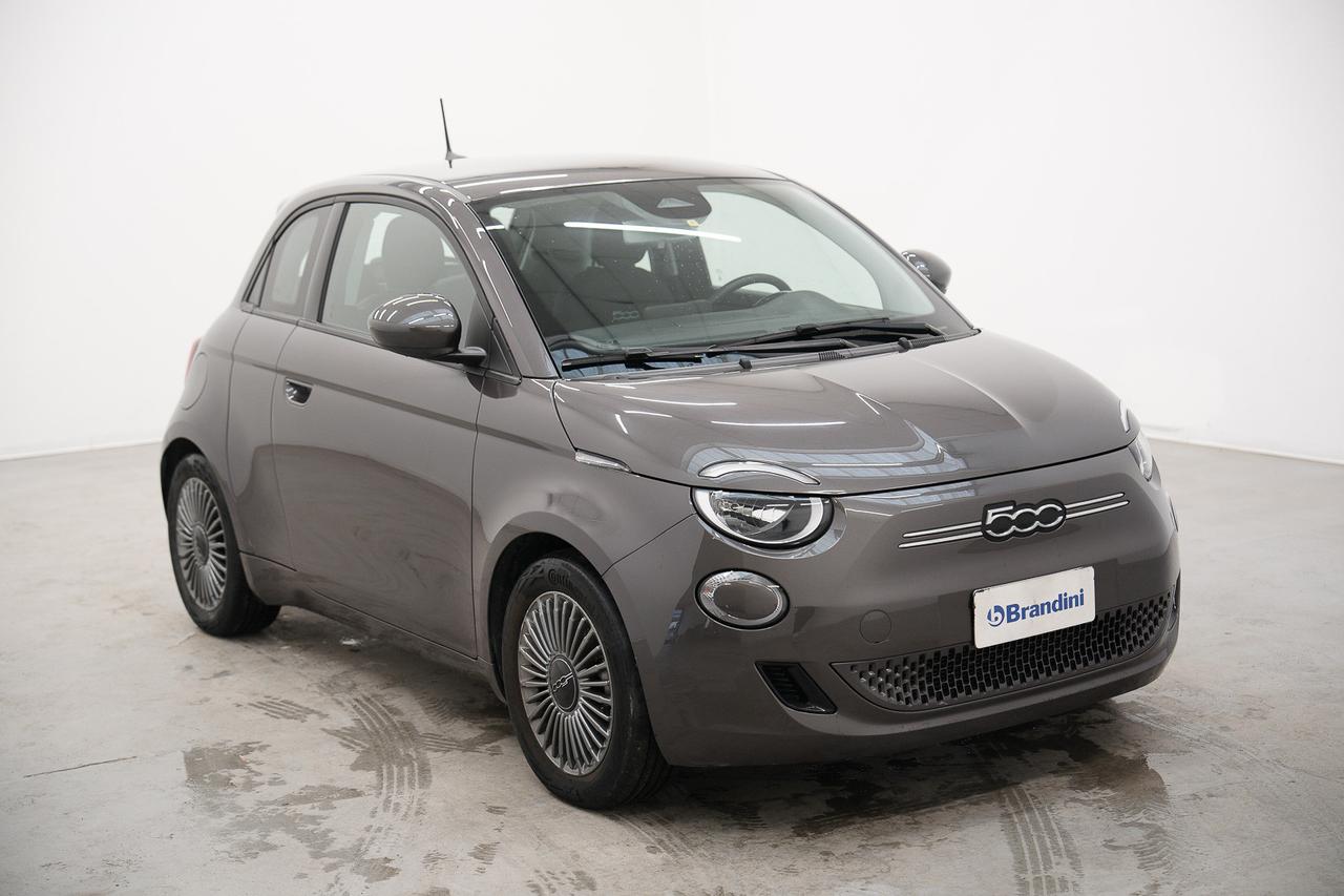 FIAT 500e 3+1 42 kWh Passion