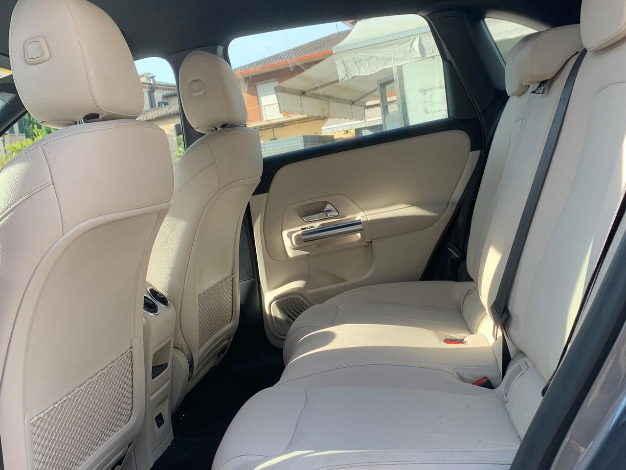Mercedes-Benz B 200 B-Class B 200 D Executive