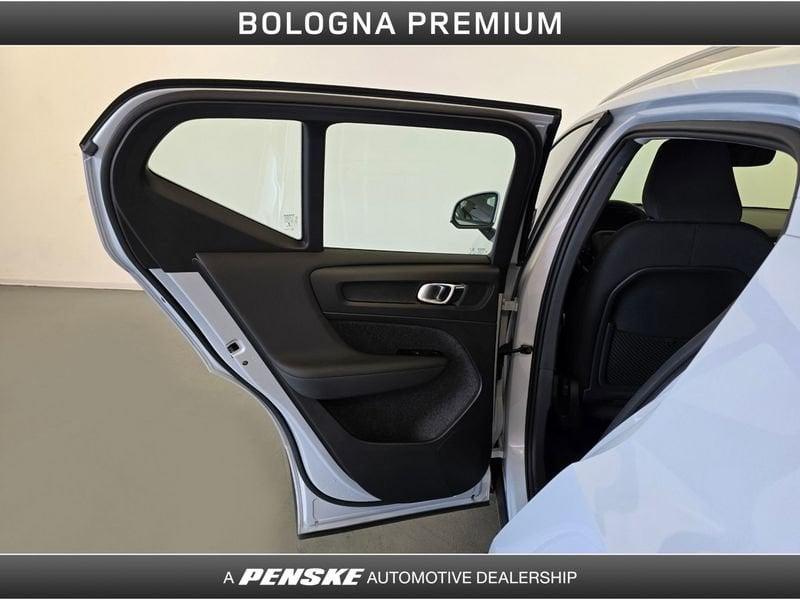 Volvo XC40 T2 Momentum Core