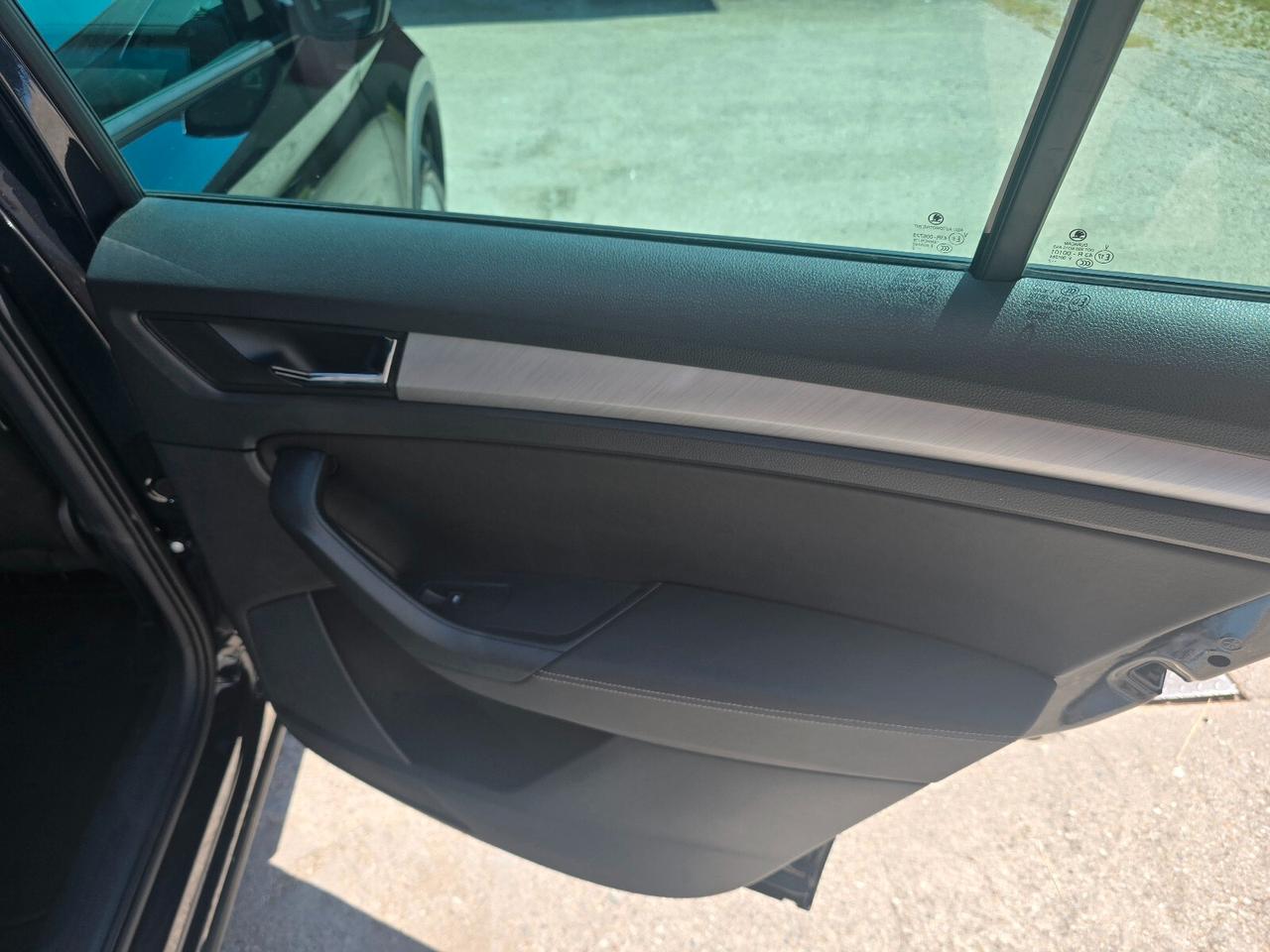 Skoda Kodiaq 2.0 TDI EVO SCR DSG 7 posti Sportline