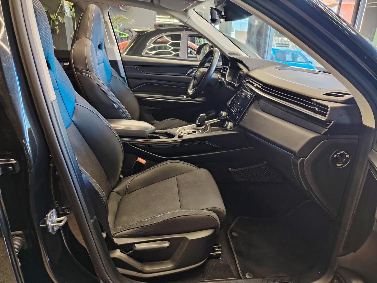 Lynk&co 01 PHEV