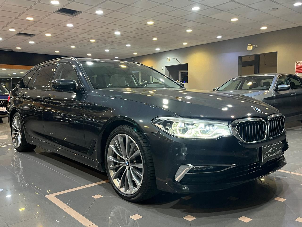 Bmw 540 540d Touring xdrive Luxury auto FULL!!