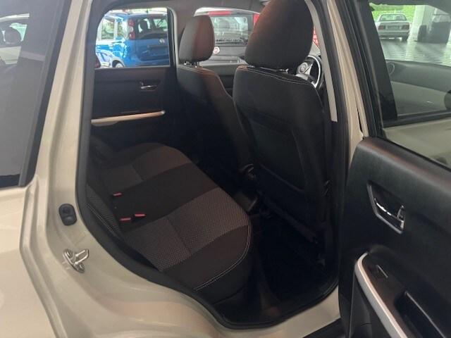 SUZUKI Vitara (2015) Vitara 1.6 DDiS V-Top