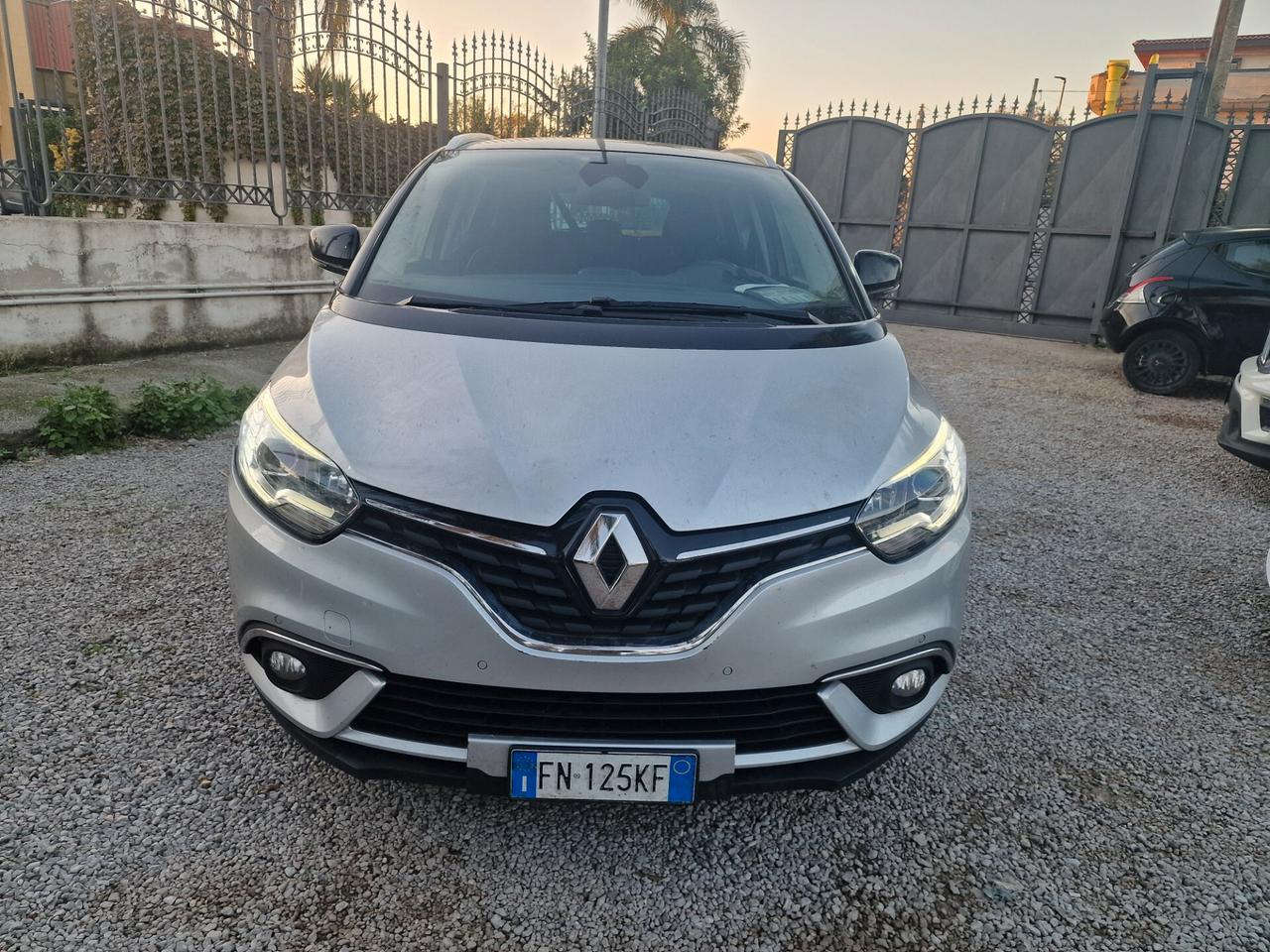 Renault Grand Scenic dCi 8V 110 CV EDC Energy Intens
