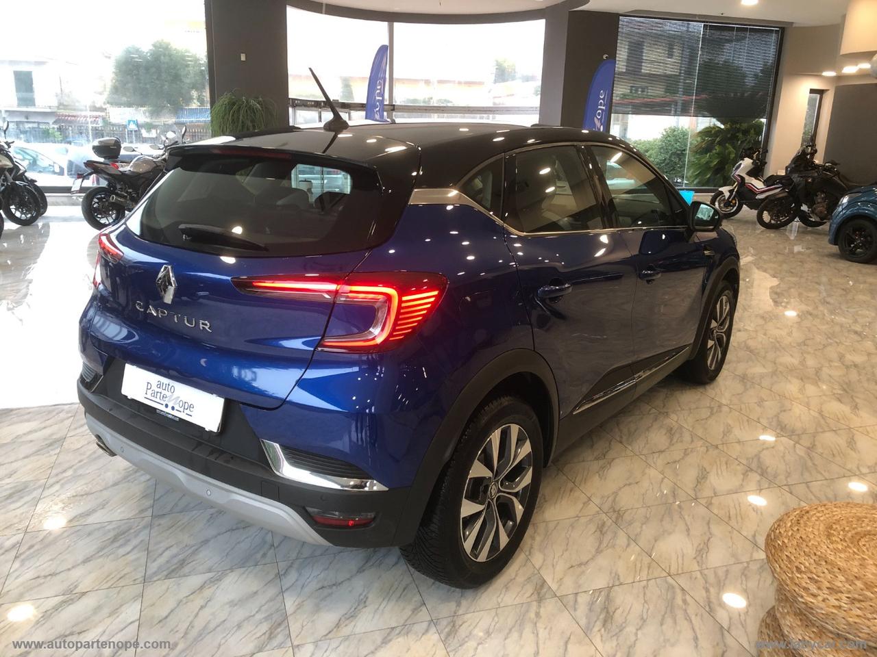 RENAULT Captur TCe 12V 100 CV Intens