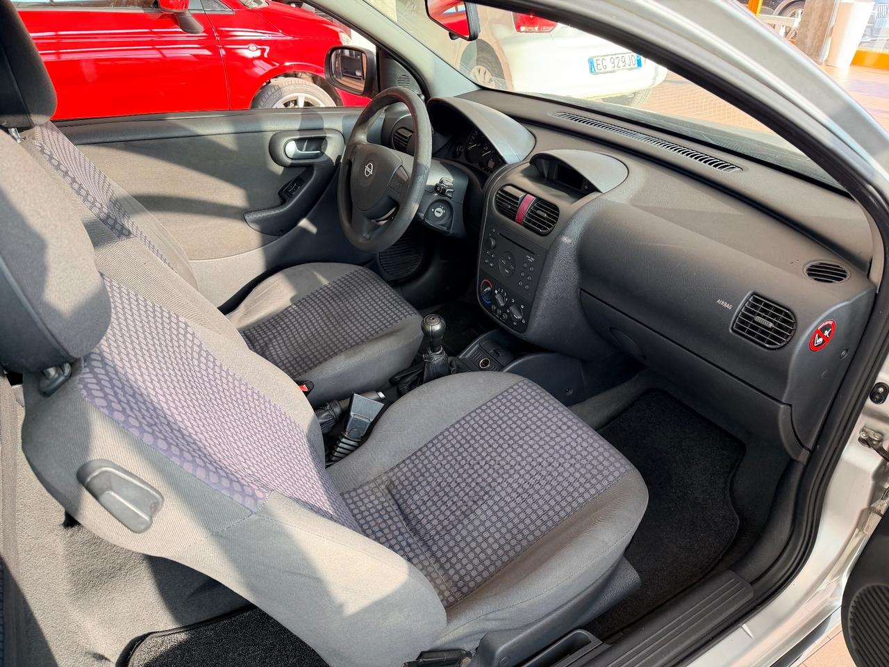 Opel Corsa 1.2 Benzina 75cv Neopatentati