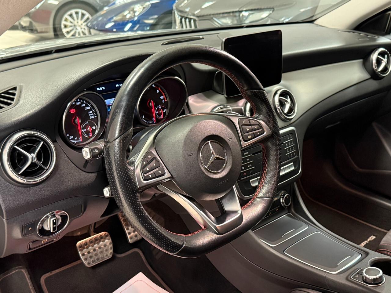 Mercedes-benz CLA 200 d Automatic Premium