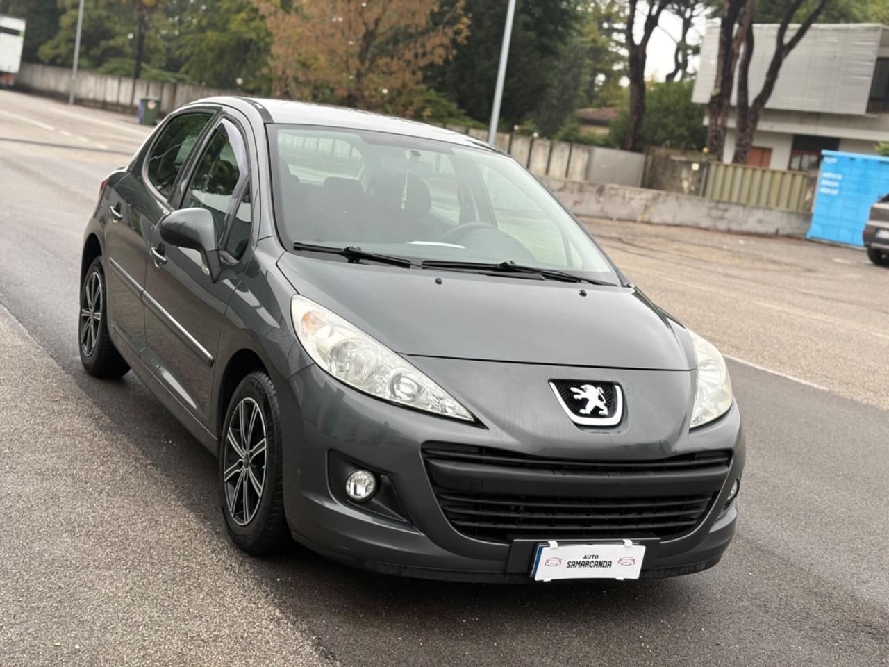 Peugeot 207 Plus 1.4 8V 75CV 5p. ECO GPL