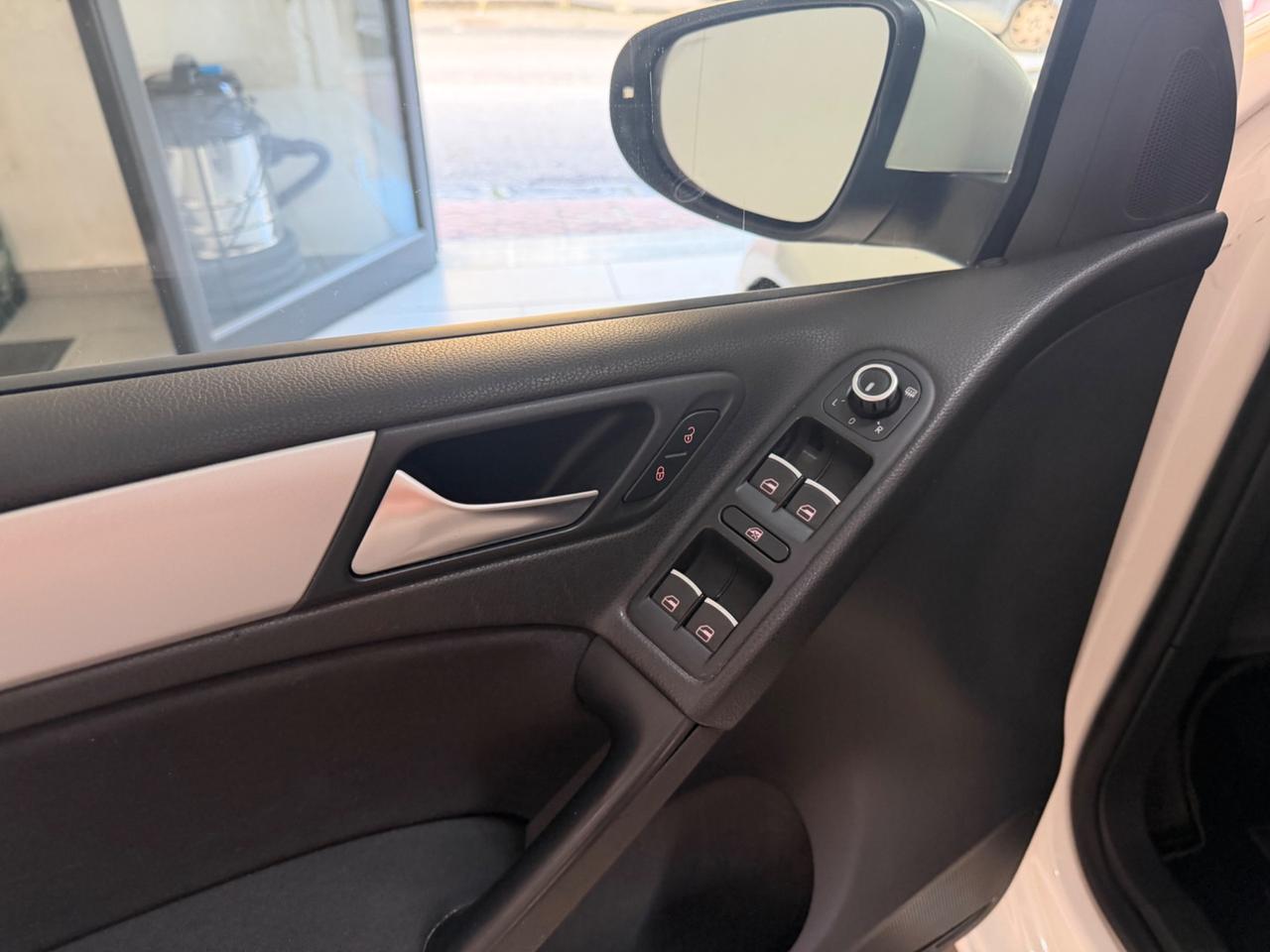 Volkswagen Golf 6 2.0 TDI 140CV Highline