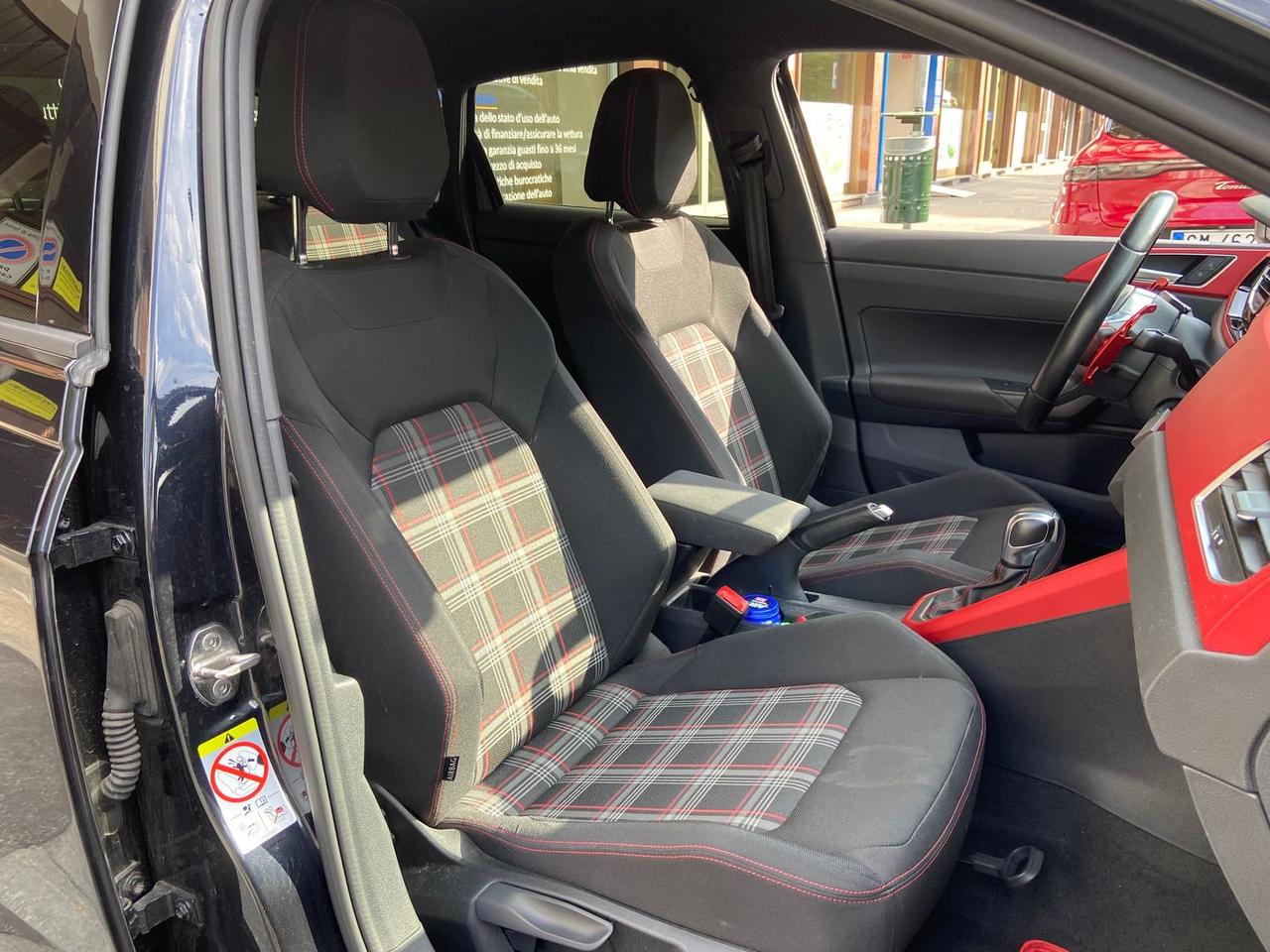Volkswagen Polo GTI Sport 2.0 TSI GTI #12134