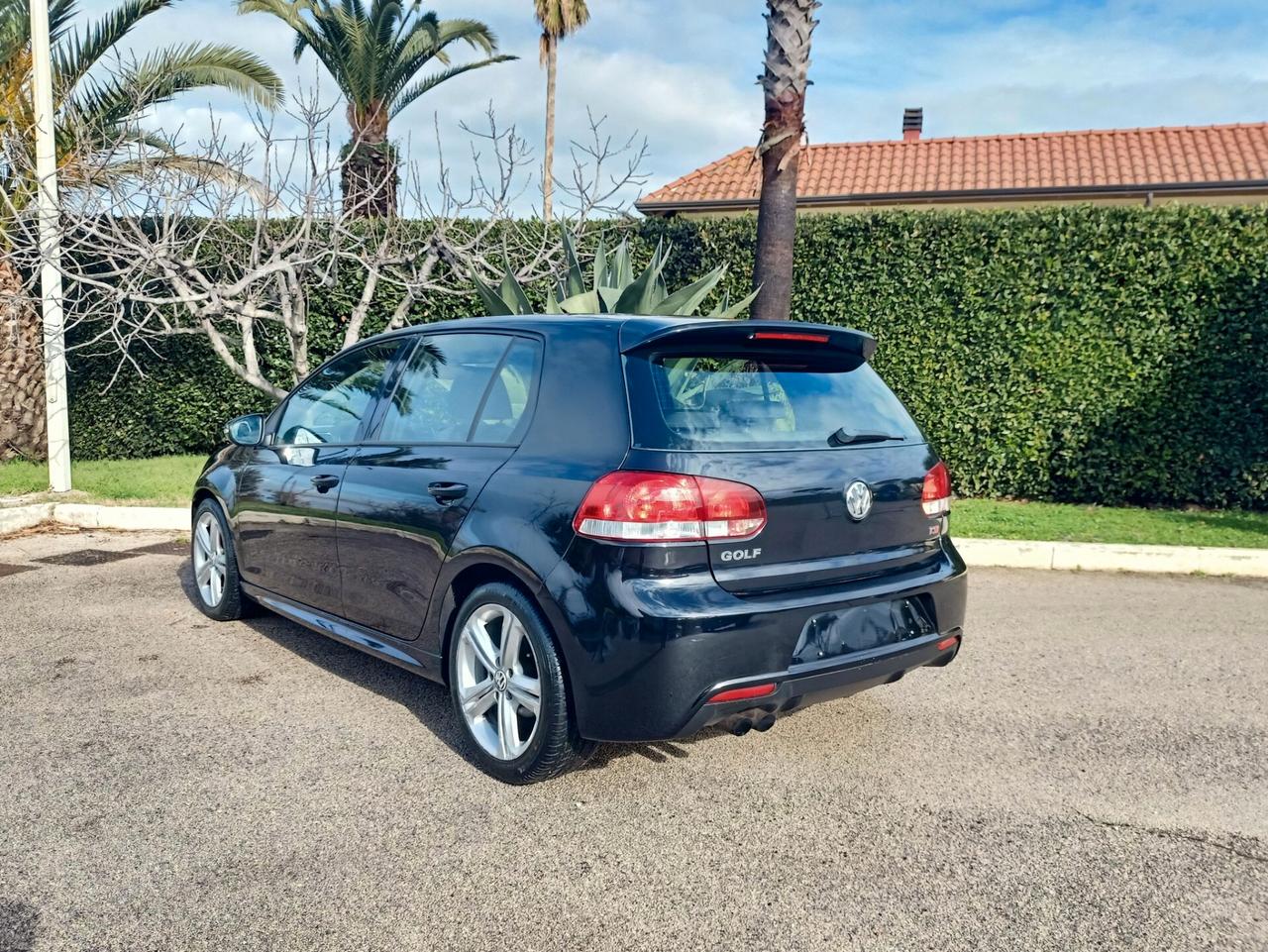 Volkswagen Golf 1.4 TSI 160CV 5p. R LINE