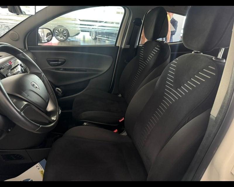 Lancia Ypsilon 3ª serie 1.3 MJT 16V 95 CV 5 porte S&S Silver