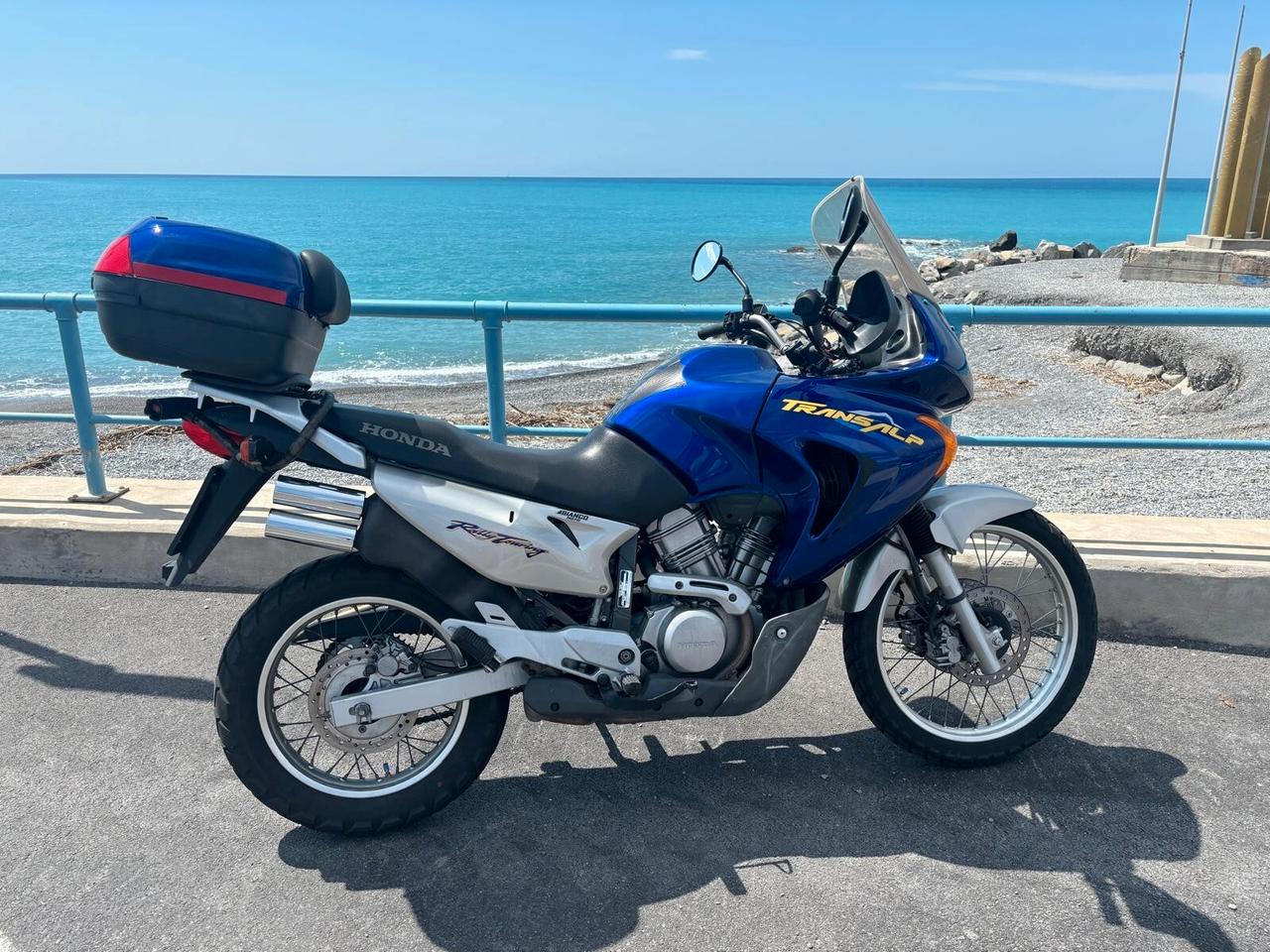 Honda Transalp 650 COME NUOVA