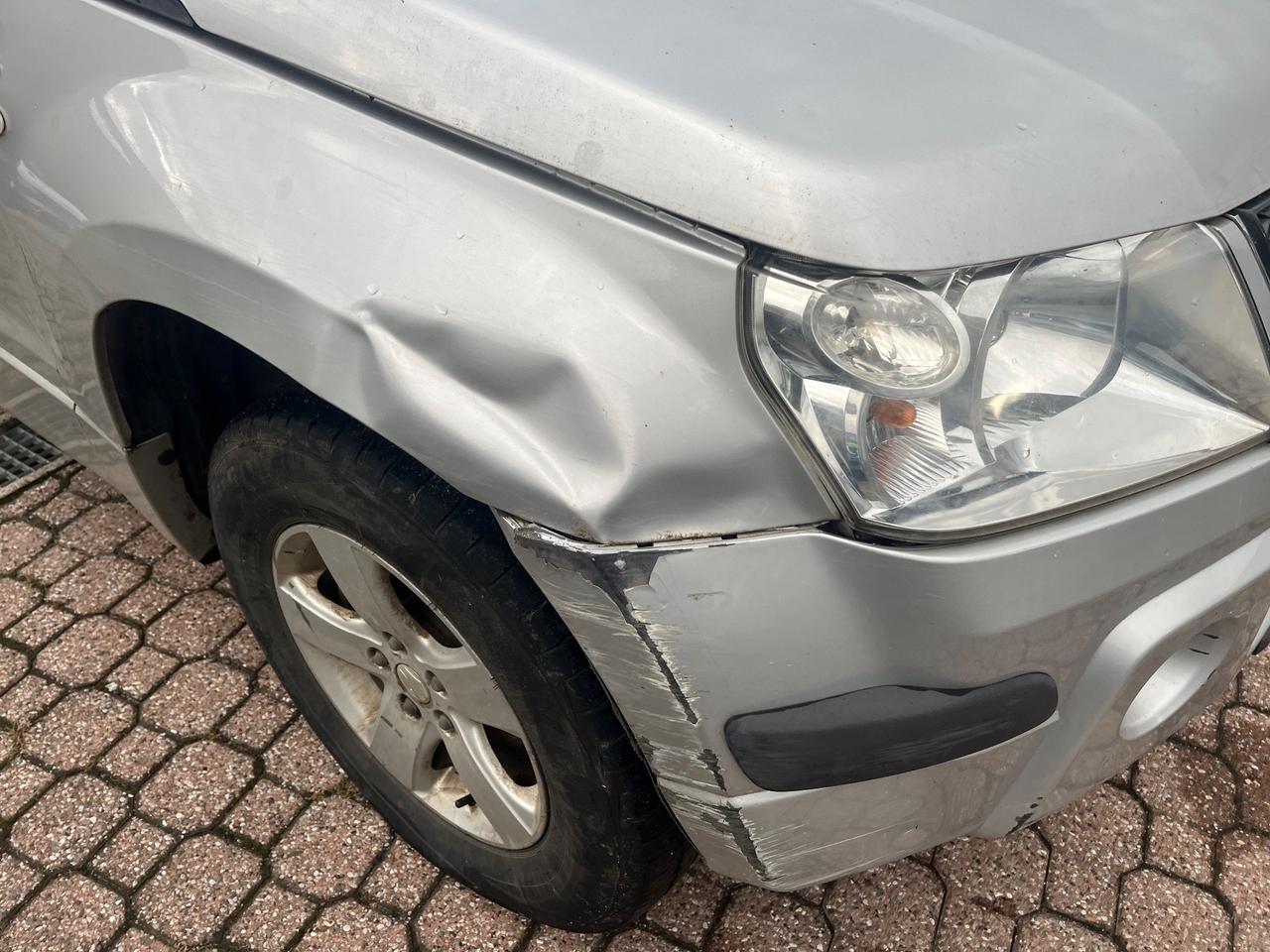 Suzuki Grand Vitara 1.9 DDiS 3 porte