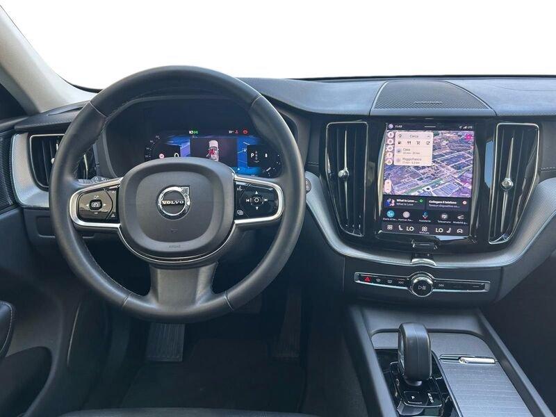 Volvo XC60 B4 197+14 CV AWD Mild Hybrid Diesel Automatico Ultimate Dark