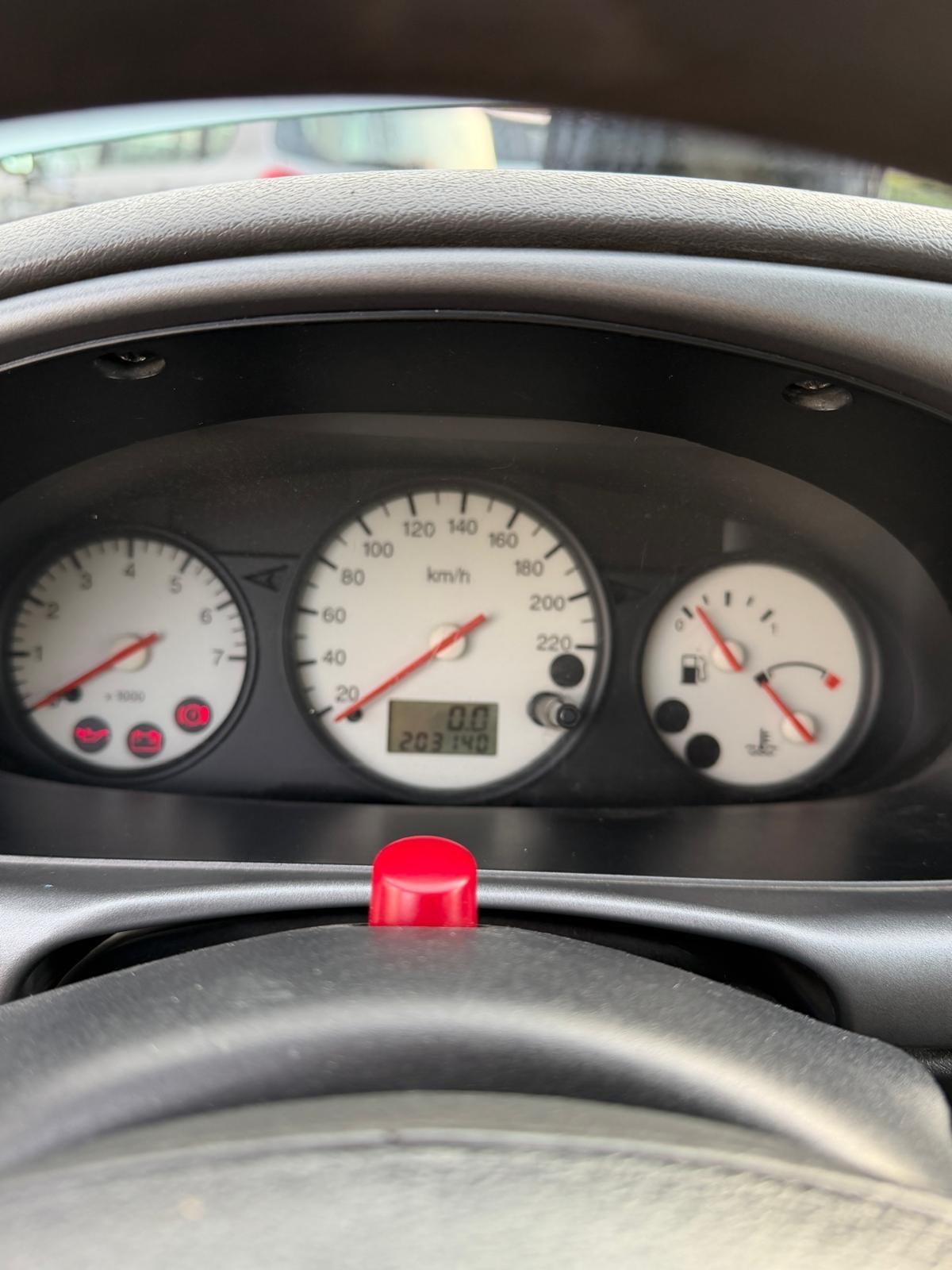 Ford Fiesta 1.2 gpl 2000