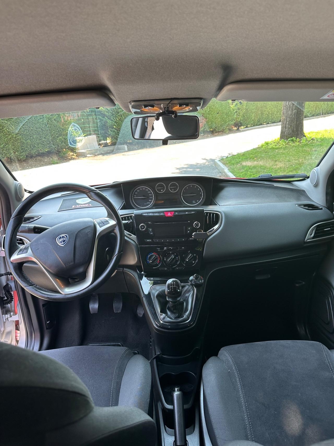Lancia Ypsilon 1.2 69 CV 5 porte Elle