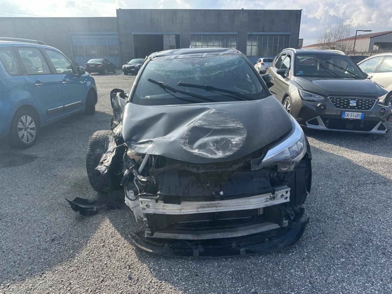 Toyota C-HR 1.8 Hybrid E-CVT Lounge