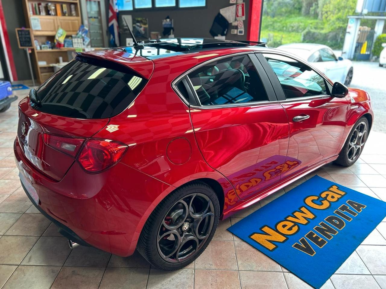 Alfa Romeo Giulietta 1750 Turbo TCT Quadrifoglio Verde
