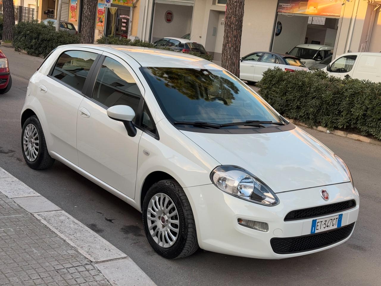 Fiat Punto 1.2 69V 5P Street NEOPATENTATI - 2014