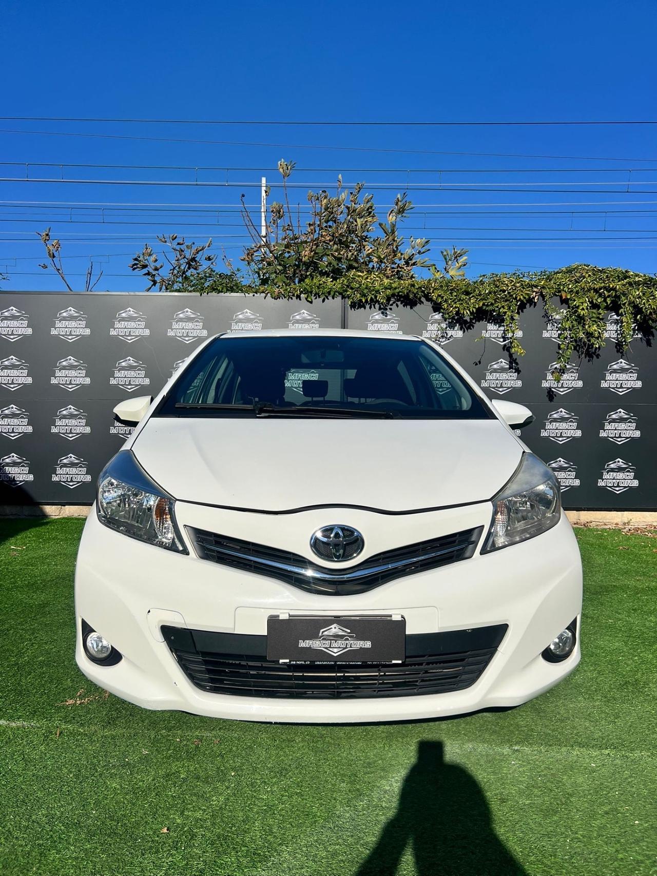 Toyota Yaris 1.4 D-4D 5 porte Lounge