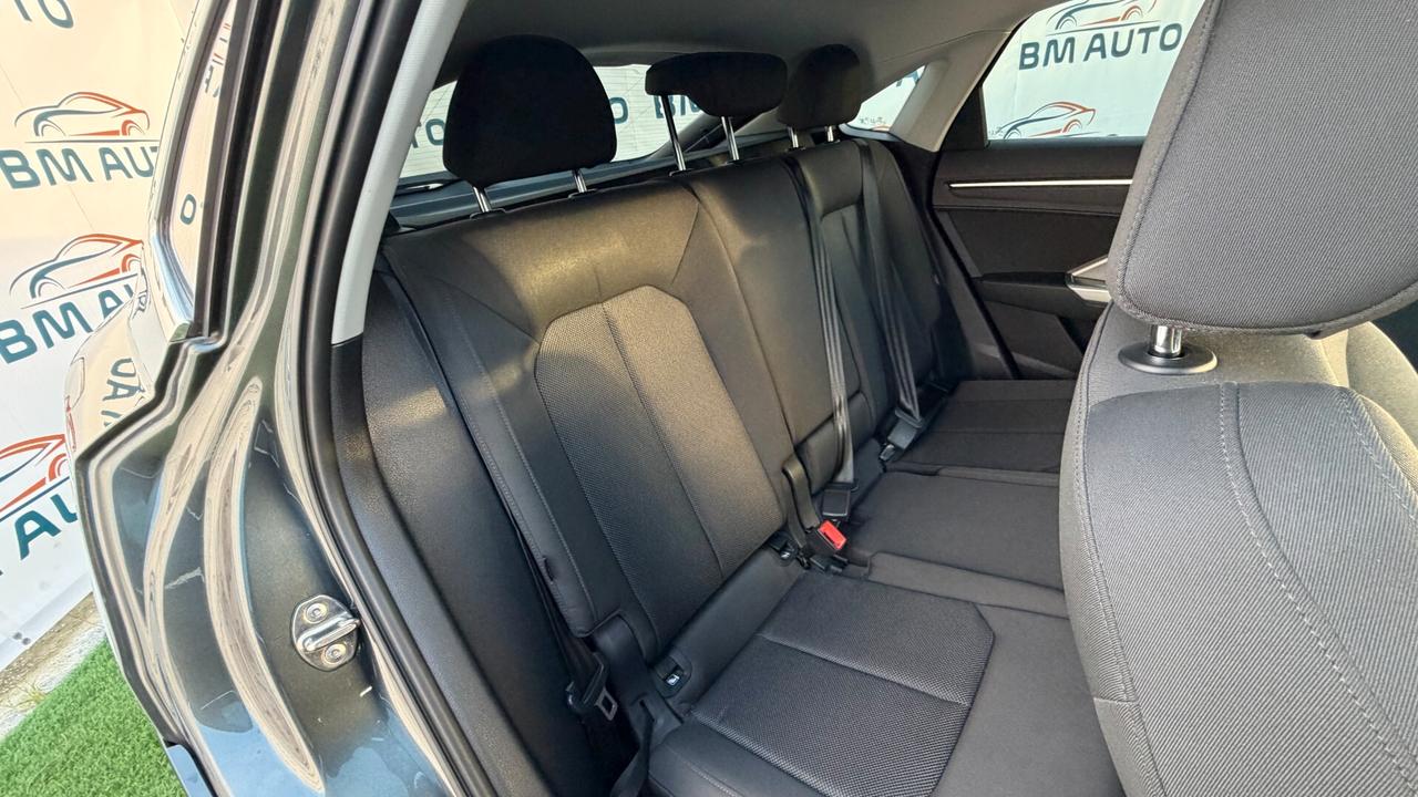 Audi Q3 SPORTBACK 45 TFSI e S tronic line edition