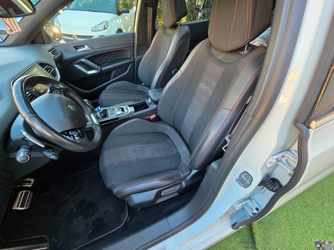 Peugeot 308 1.6HDI 120CV GT Line -2018