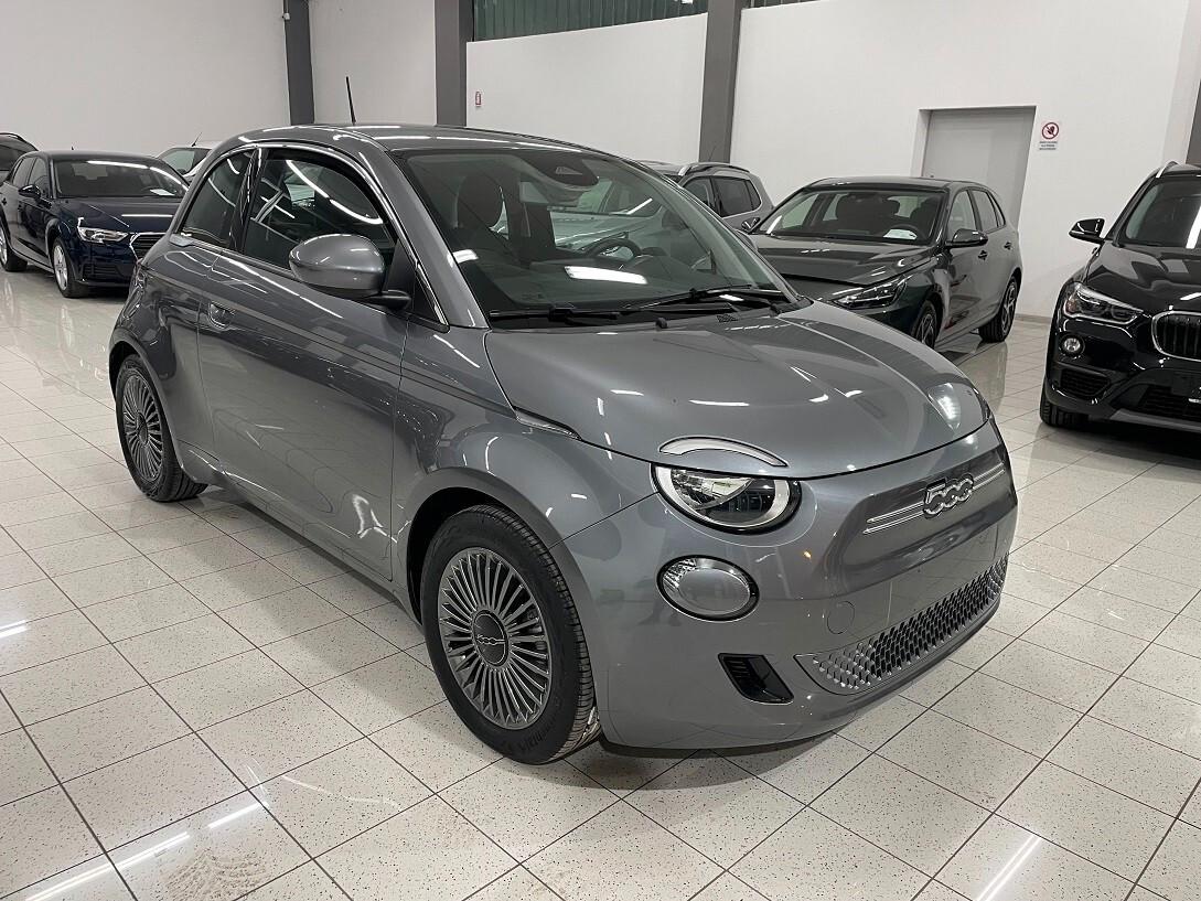 500e 42 kWh BUSINESS PARI NUOVO BELLA!!!!!!