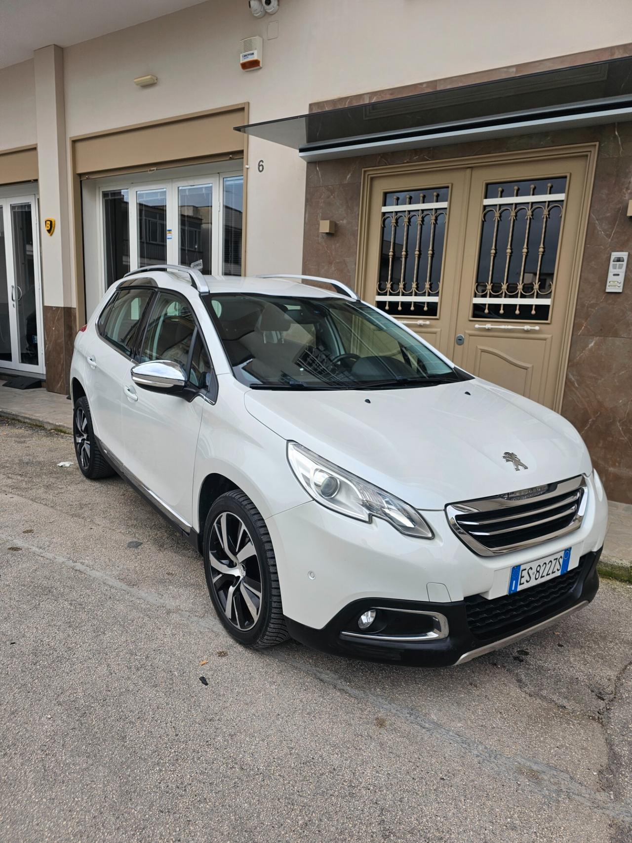 Peugeot 2008 1.6 e-HDi 92 CV Stop&Start Allure