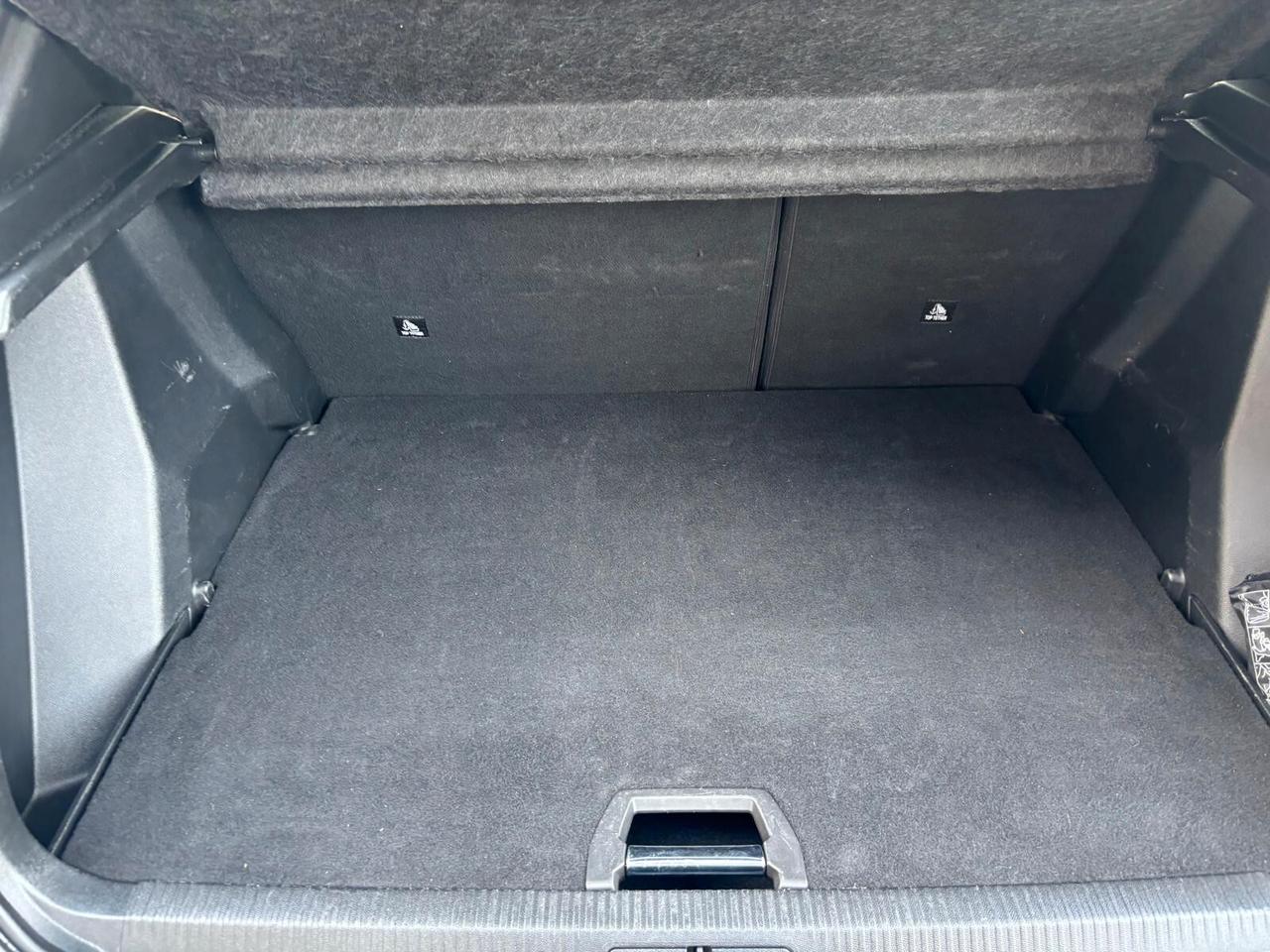 Peugeot 2008 BlueHDi 110 S&S Allure Pack