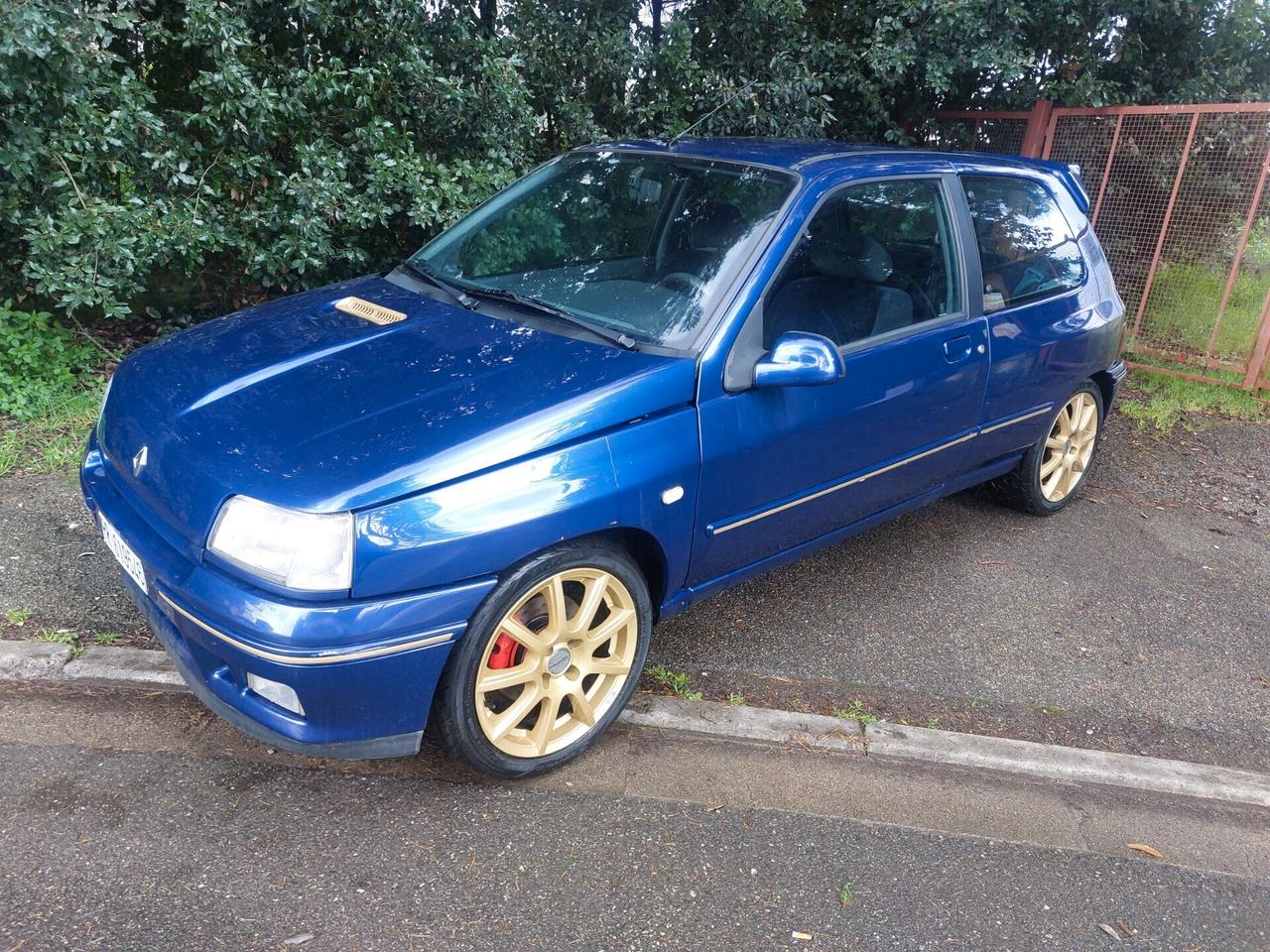 Renault Clio 1800 16 V Asi