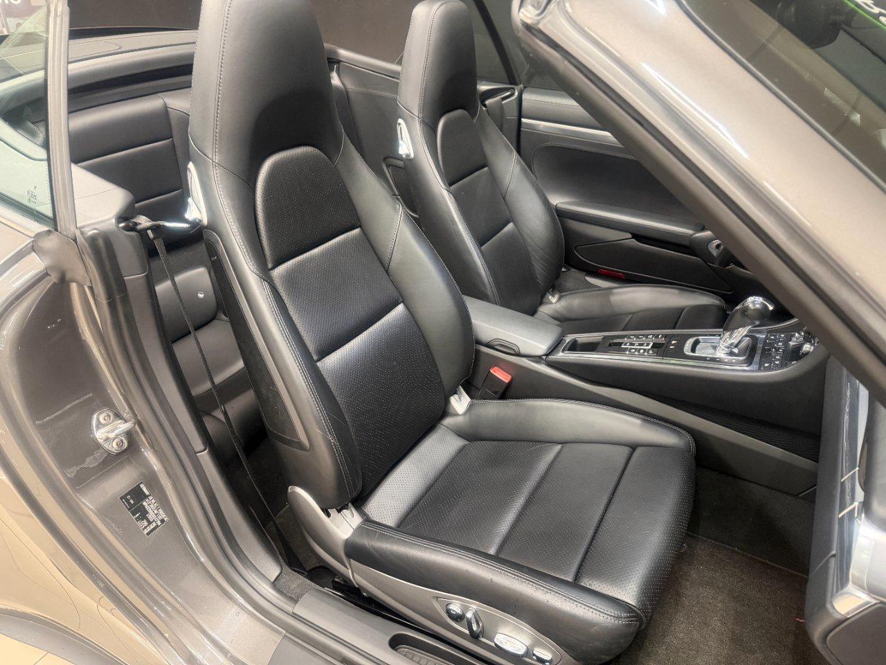Porsche 911 Cabrio 3.8 Carrera 4S