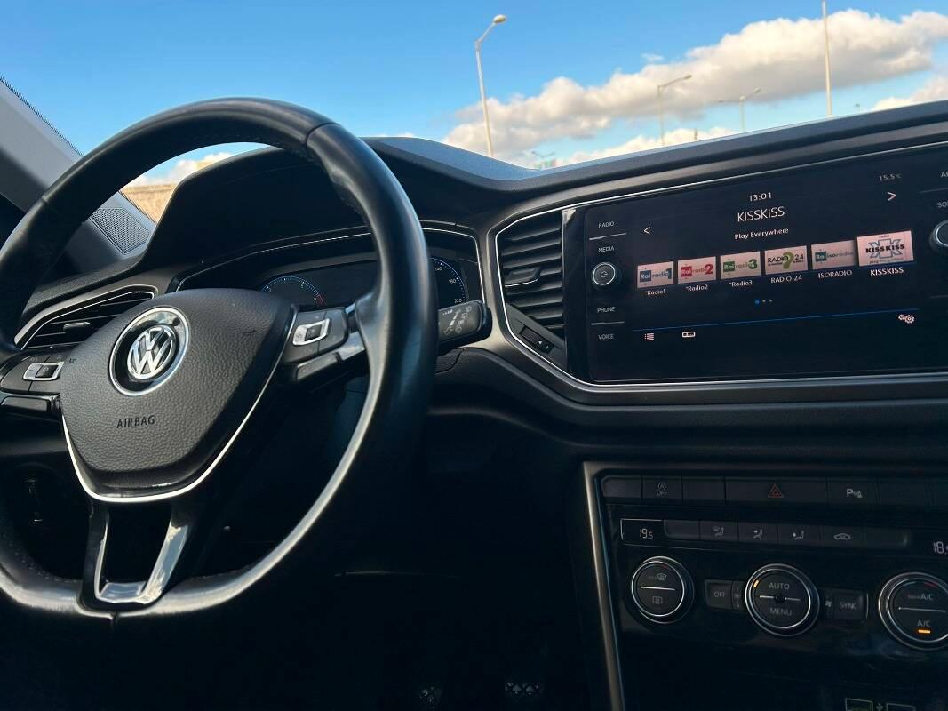 Volkswagen T-Roc 1.0 tsi Advanced