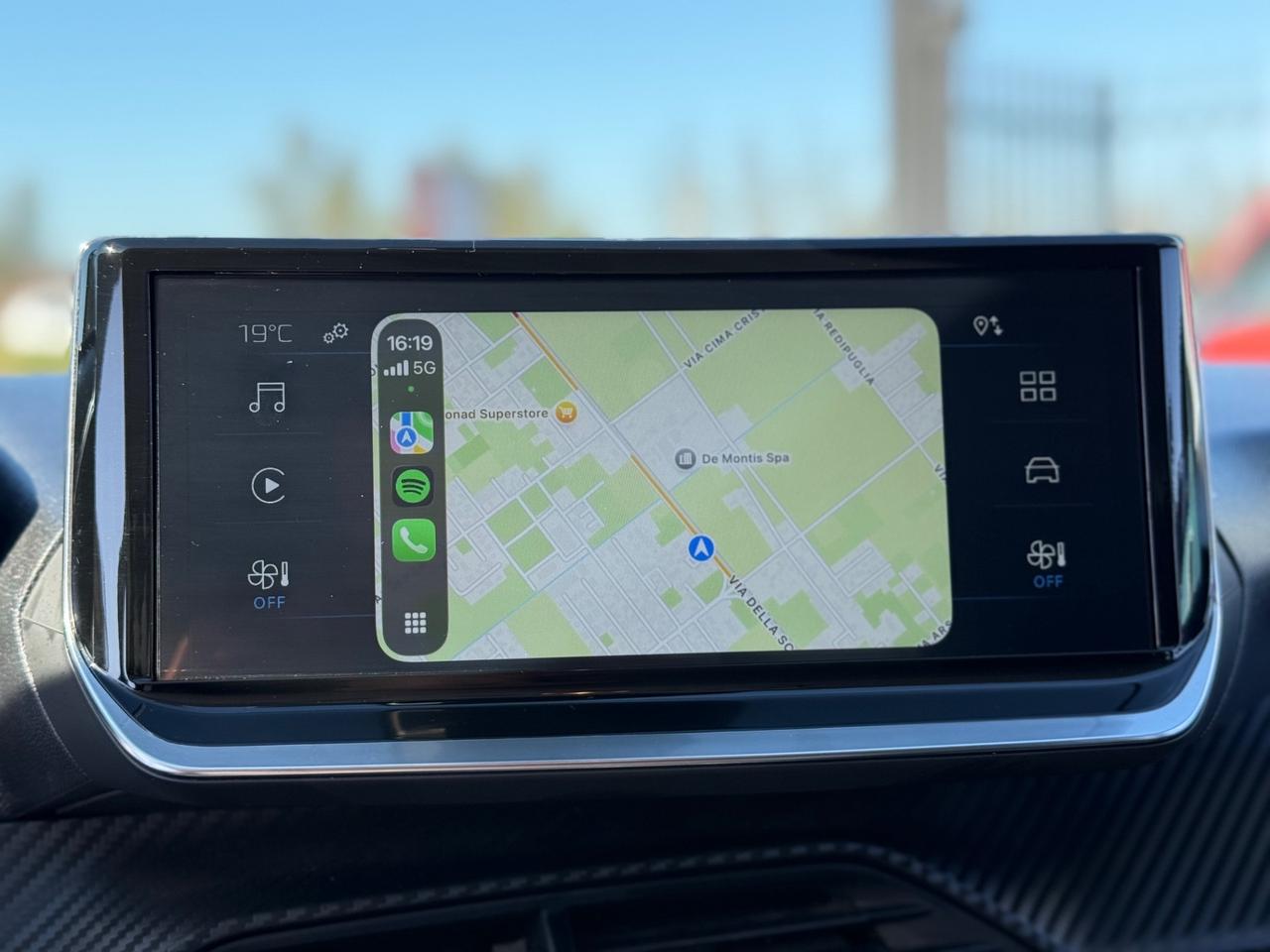 Peugeot 208 PureTech 100cv 5 porte Style