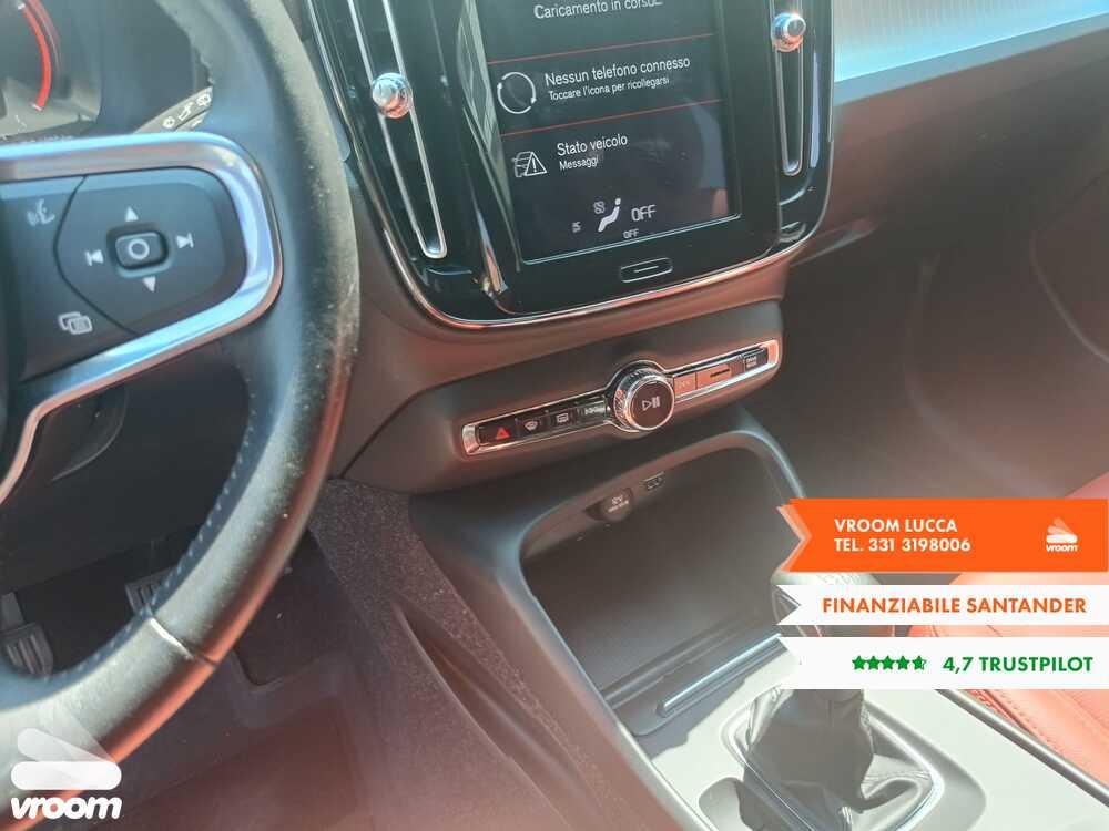 VOLVO XC40 (2017-->) XC40 T3 Momentum