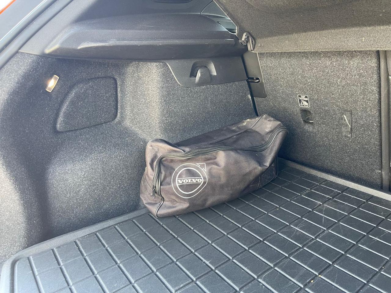 Volvo XC40 T3 Momentum Pro #10192