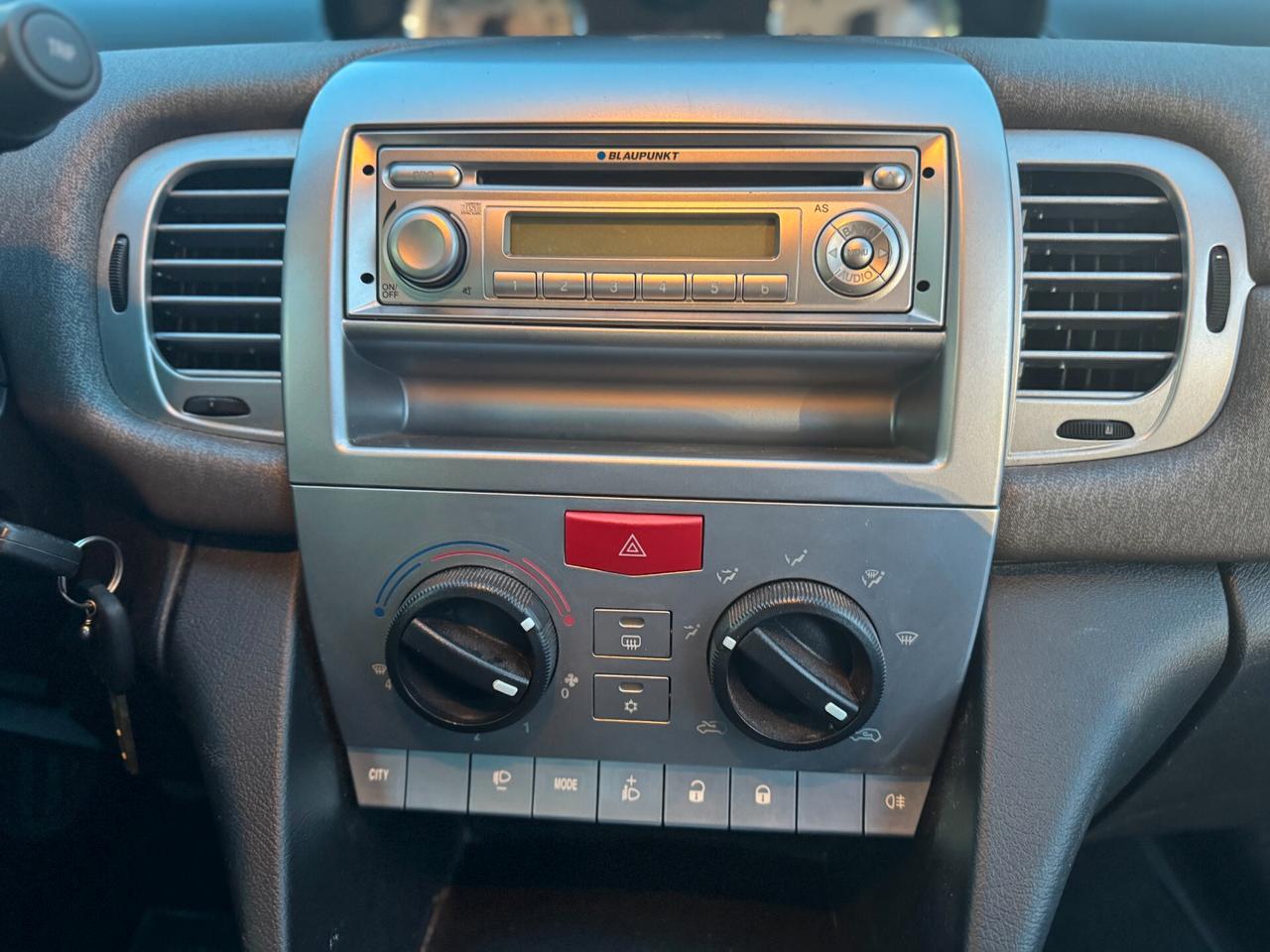 Lancia Ypsilon 1.2 69 CV Diva