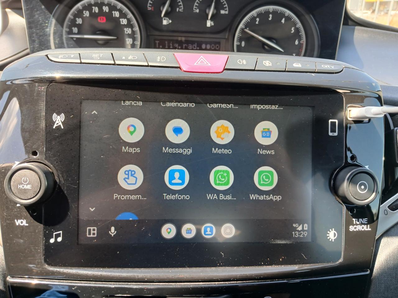 Lancia Ypsilon 1.0 HYBRID 70CV GOLD 2023