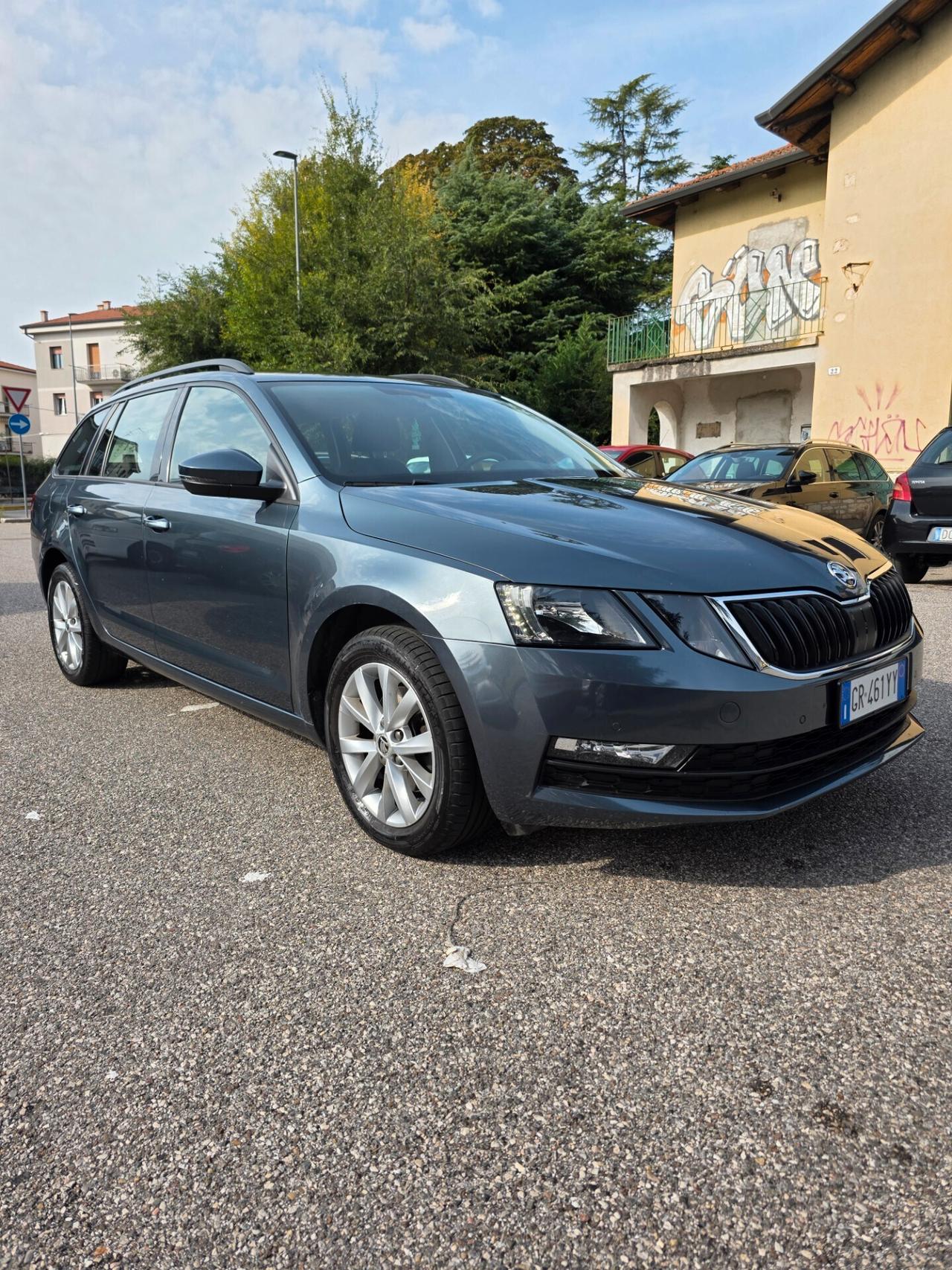 Skoda Octavia 2.0 TDI SCR 150 CV DSG Wagon Executive