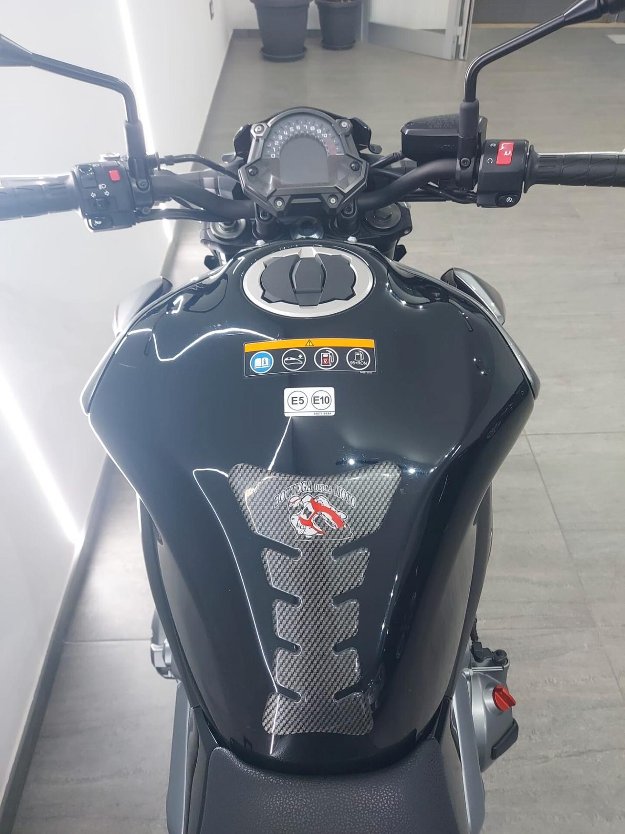 Kawasaki Z 900 2019