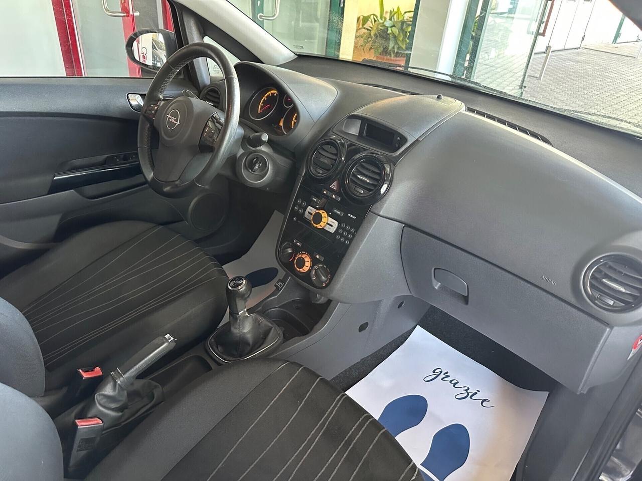 Opel Corsa 1.2 85Cv GPL Neopatentati