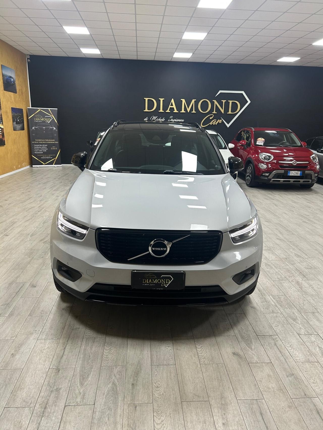 VOLVO XC40 2.0d R-design “AUT/NAV/PELLE/RETR”-2020