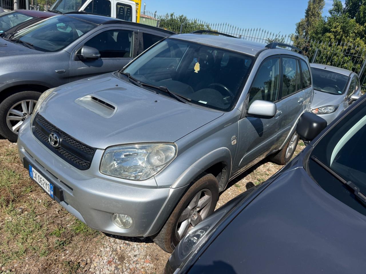 Toyota RAV 4 RAV4 2.0 Tdi D-4D cat 5 porte Sol Impeccabile
