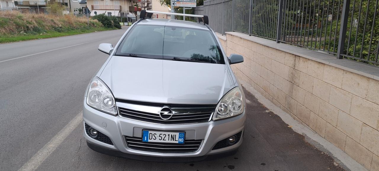 Opel Astra 1.7 CDTI 110CV Station Wagon Enjoy