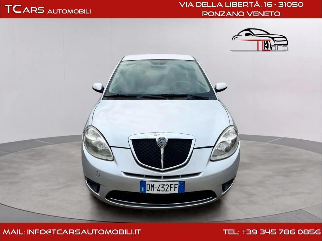 LANCIA YPSILON 1.2 BENZINA - NAEOPATENTE