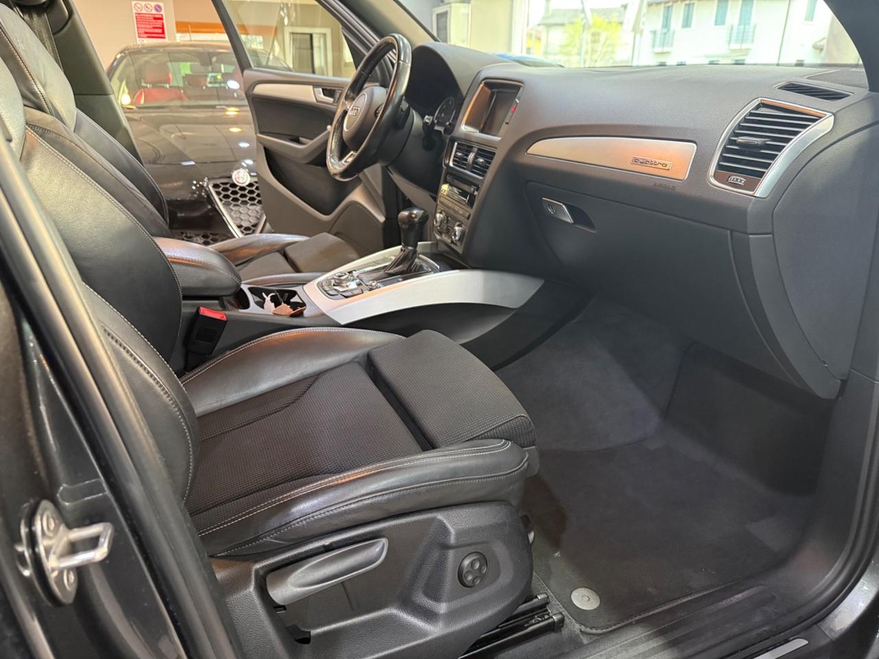 Audi Q5 2.0 tdi 4X4 190cv s-tronic SLINE