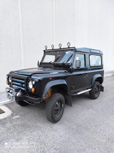 LAND ROVER DEFENDER 90